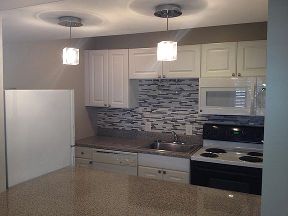 4th image of 3210 Orleans Dr APT 11