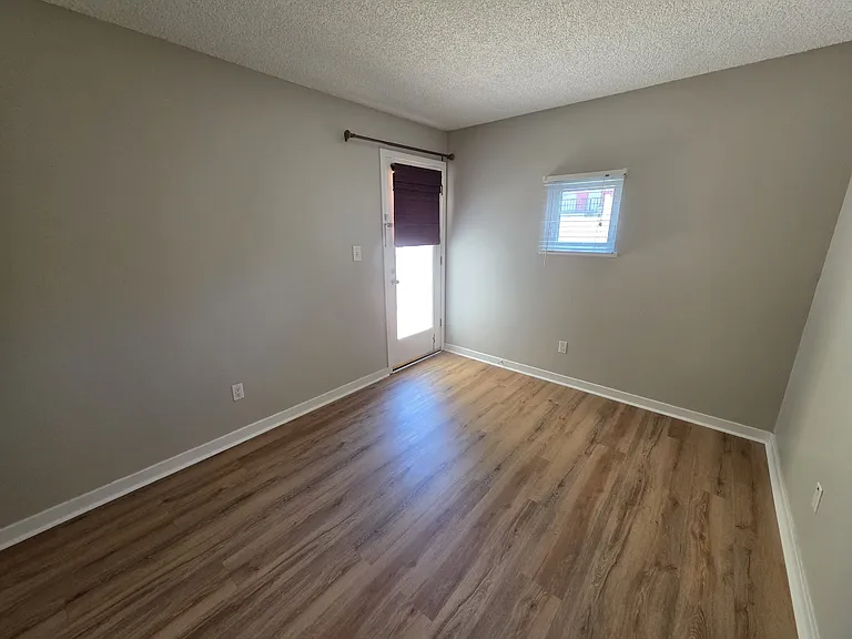 317 Hayden Rd #10 — Photo 33