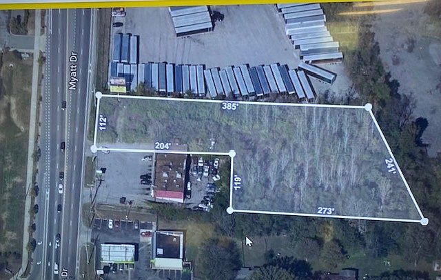1st image of 417 Myatt Dr