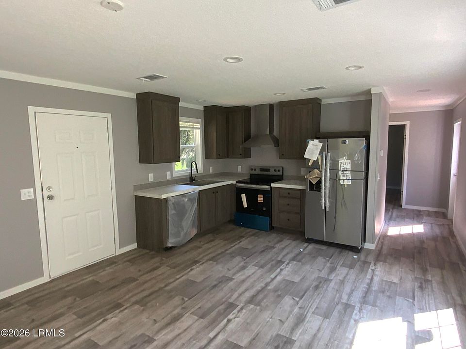 1st image of 1632 Seaside Road
