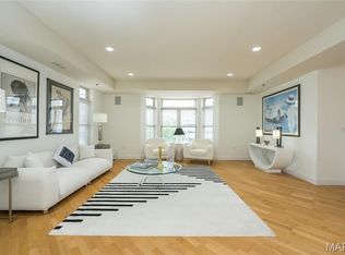 842 N New Ballas Ct Unit 103, Saint Louis, MO 63141