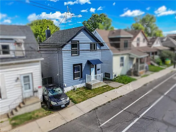 1275 Cannon St E, Hamilton, ON L8H 1V5