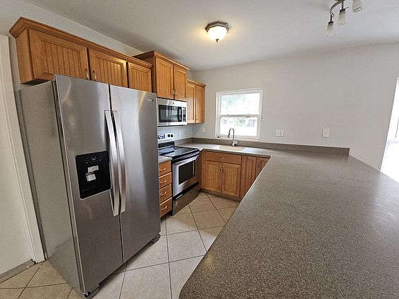 3rd image of 1655 Blue Bird Ct
