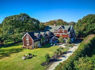 211 Sunnybrook Farm Rd, Narragansett, RI 02882