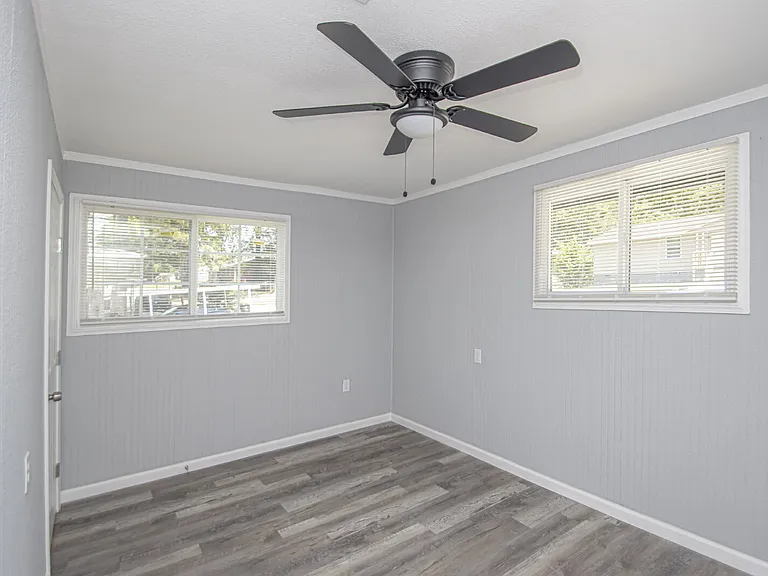 35 Hiland Pl #B — Photo 19