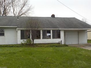 22810 Emery Rd, North Randall, OH 44128