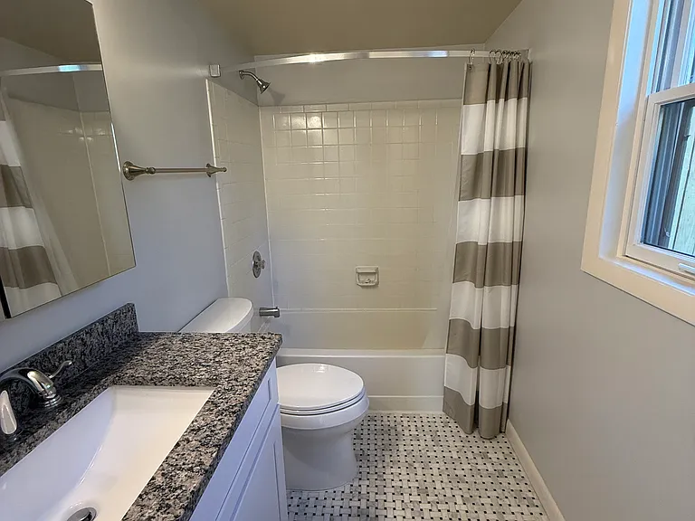 5336 Wapakoneta Rd — Photo 7