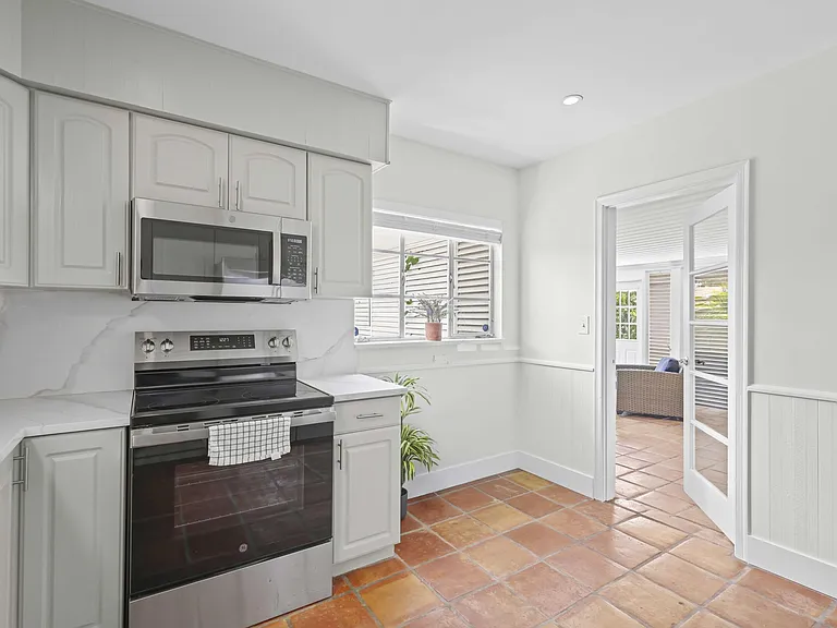 1714 N Palmway — Photo 15