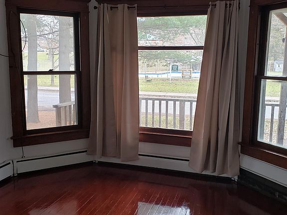 2nd image of 10 South St #1