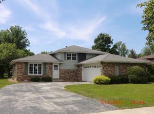 510 Division St, Peotone, IL 60468
