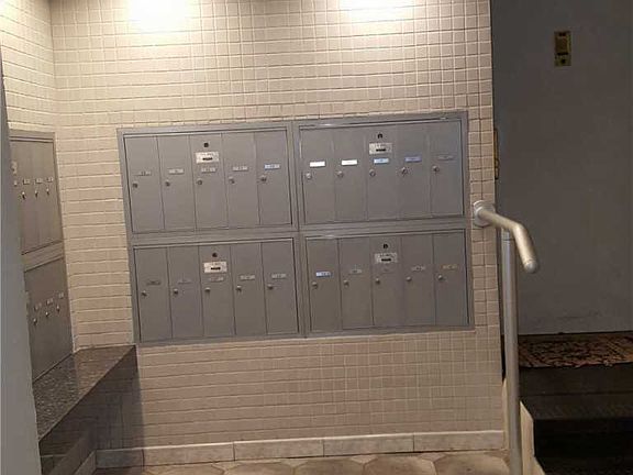 3rd image of 7524 Bell Blvd APT 5F