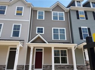 2012 Stanford Ln, Newport News, VA 23608
