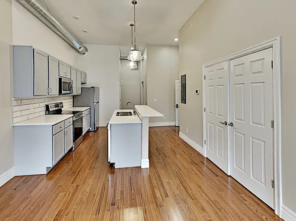 105 E Center St #1, Ithaca, MI 48847