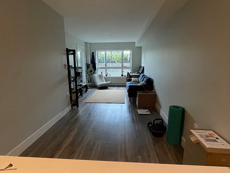 5656 Victoria Dr — Photo 15