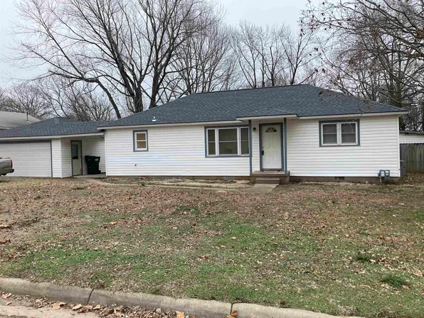 420 S Michigan St, Oxford, KS 67119