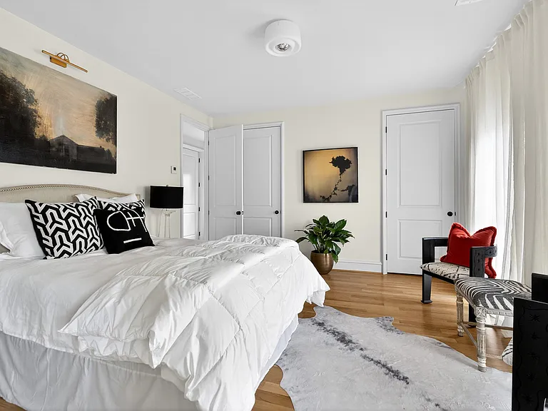 100 Sheridan Dr NE — Photo 9