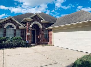 510 Jays Ln, Stafford, TX 77477