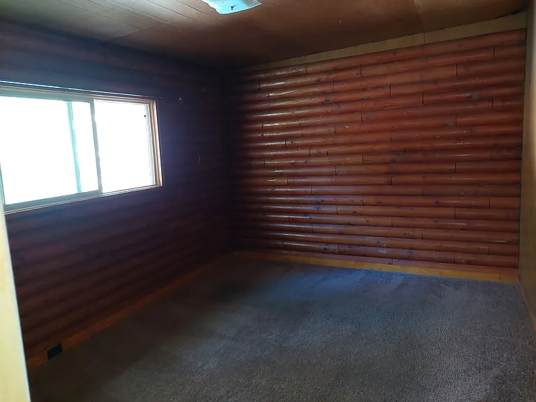 2581 Elwood Ave — Photo 8