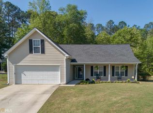511 Windermere Dr, Loganville, GA 30052