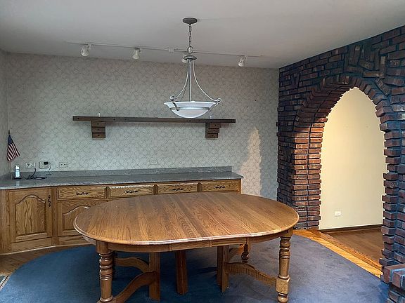 Kitchen w/custom built ins