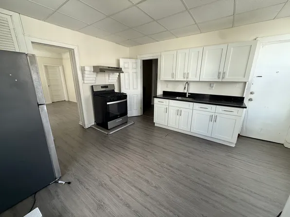 18 Ann St APT 1, Harrison, NJ 07029