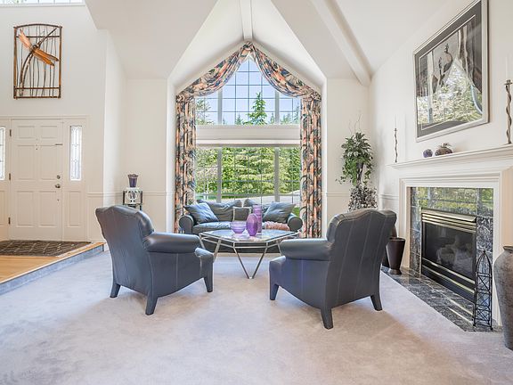 Living room with fireplace