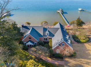 979 Twiggs Ferry Rd, Hartfield, VA 23071