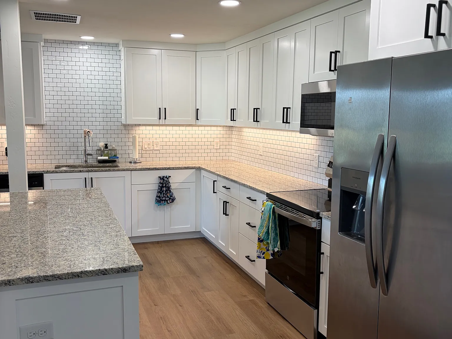616 E Chalk Creek Rd — Photo 3
