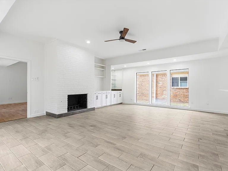 17003 Davenport Rd — Photo 6