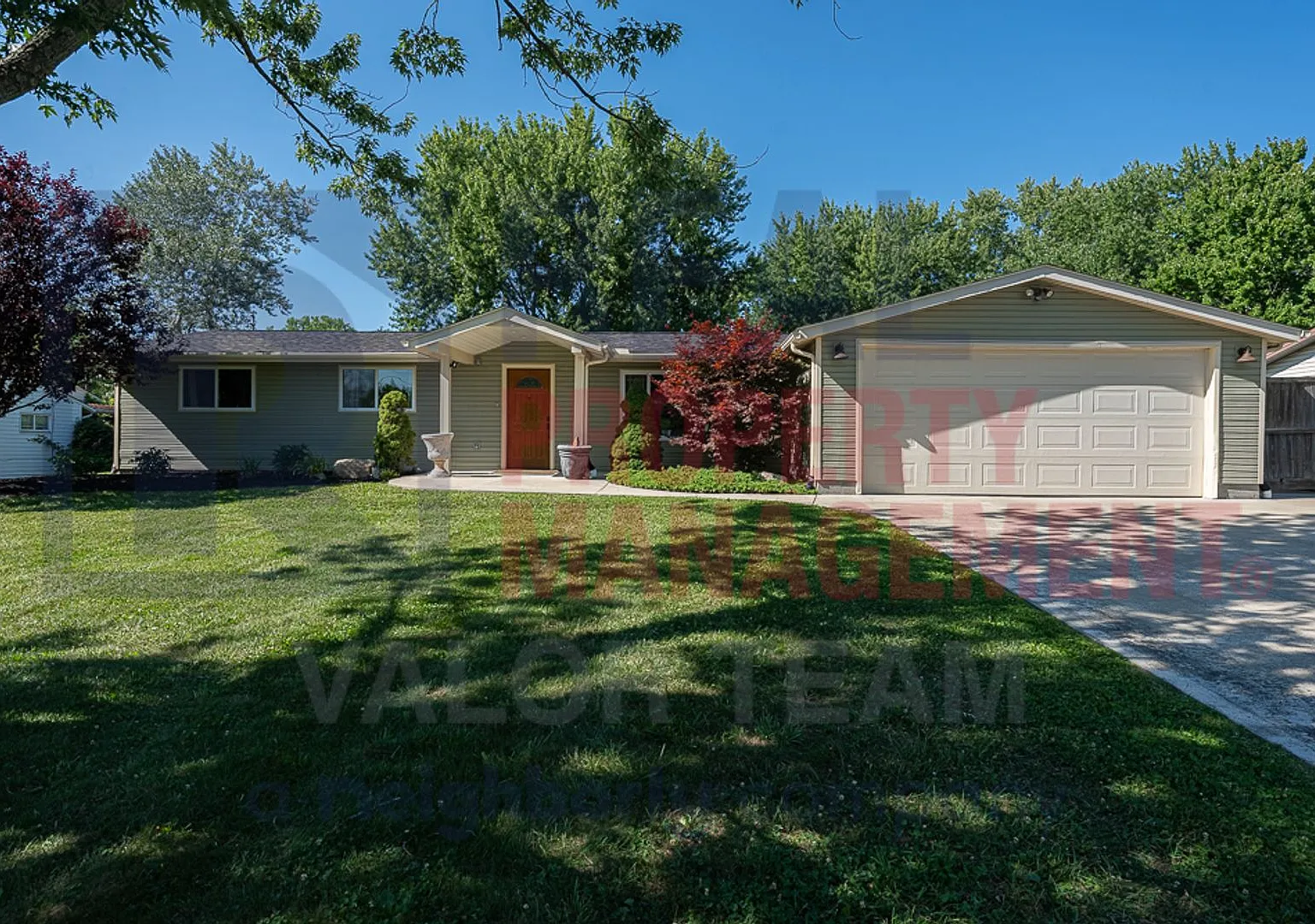 Exceptional Single-Story Living with Fenced Yard in Streetsboro — Photo 1