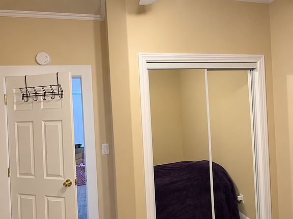 5th image of 8965 Langs Hill Rd #4