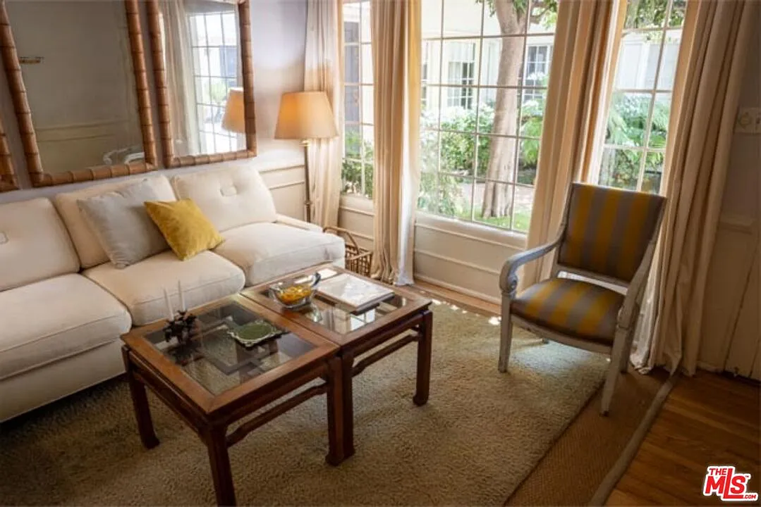 1 bed, 1.0 bath, 1100 sqft, $4,500 — Photo 4
