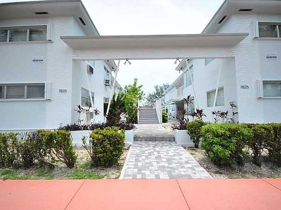 2nd image of 7859 Crespi Blvd APT 3