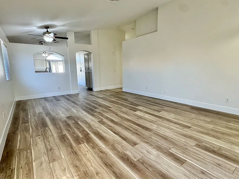 7032 Golden Desert Ave — Photo 3