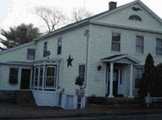 4 Main St, Mystic, CT 06355