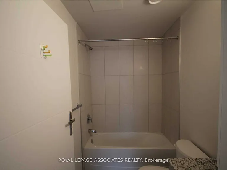 251 Hemlock St #614 — Photo 5
