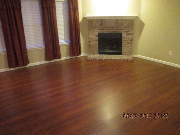3rd image of 9129 Goldenview Dr