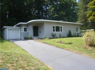 8506 Hull Dr, Wyndmoor, PA 19038