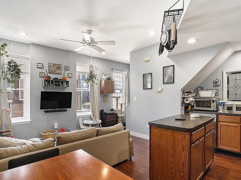 146 Vassar St #3 — Photo 3