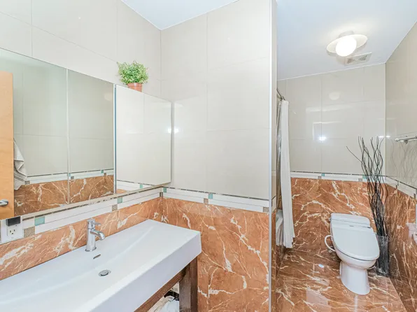 3116 Emmons Avenue image 11 of 26