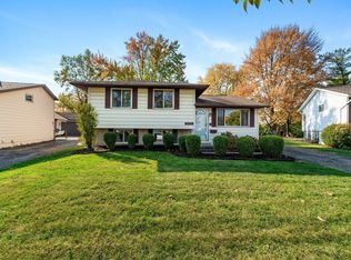 1693 Brookfield Sq S, Columbus, OH