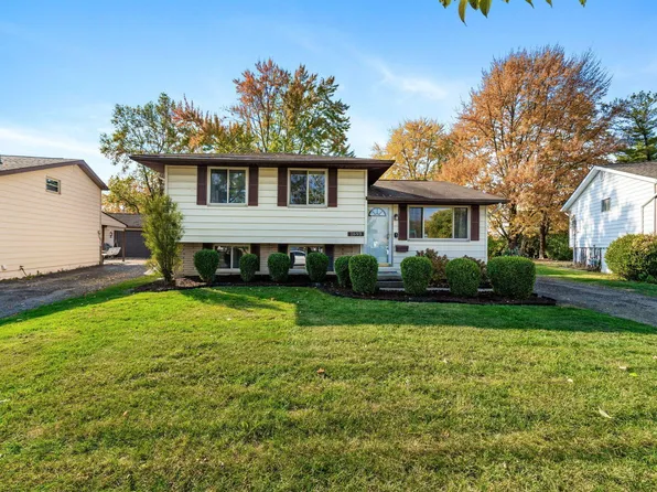 1693 Brookfield Sq S, Columbus, OH 43229