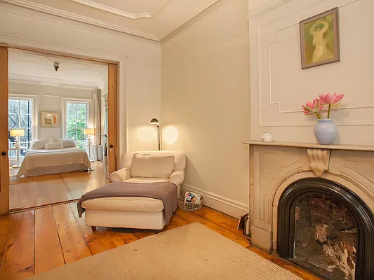 Rented by Dwell Residential Inc | media 28