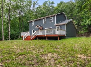 557 Burnt Meadow Rd BUILDING 557, Hewitt, NJ 07421