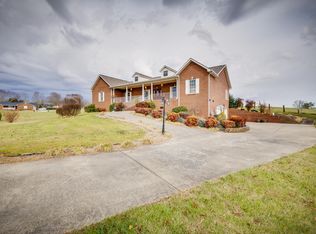 290 Newcastle Dr, Greeneville, TN 37745