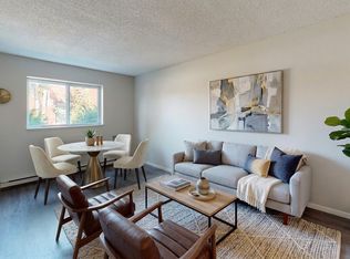 3820 Tecumseh Rd E #107, Windsor, ON N8W 1J2
