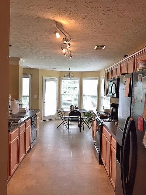 1st image of 981 Jouett Creek Dr