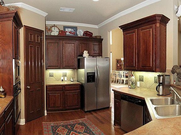 5th image of 5820 Sterling Dr