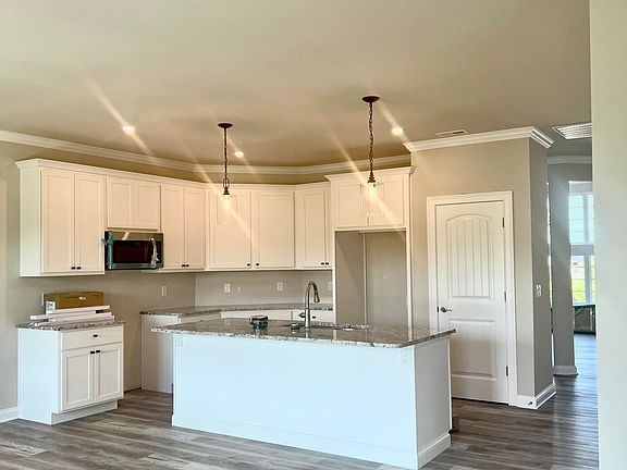 3rd image of 2741 Kearney Creek Ln