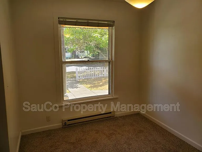 2114 A St #2 — Photo 8
